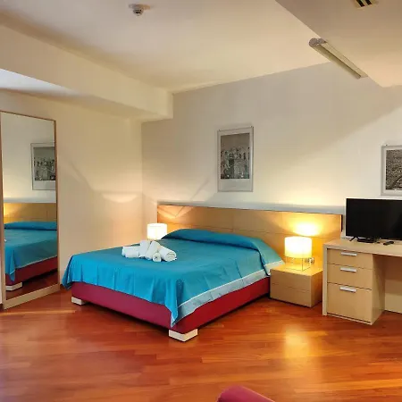 Hostdomus - Madama Cristina Apartment