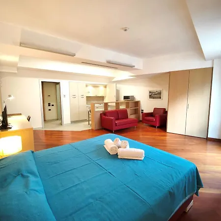 Hostdomus - Madama Cristina Apartment